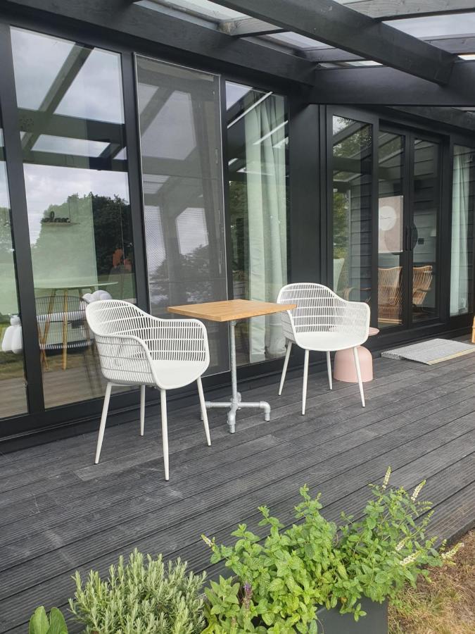 Bed and Breakfast Hippe Schuur Tytsjerk Exterior foto
