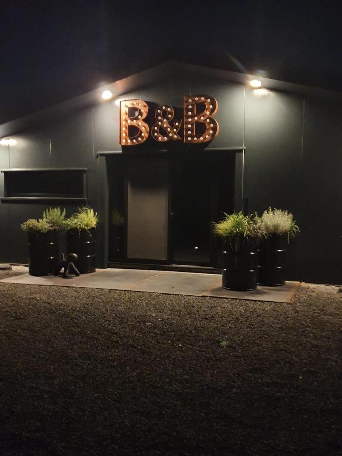 Bed and Breakfast Hippe Schuur Tytsjerk Exterior foto