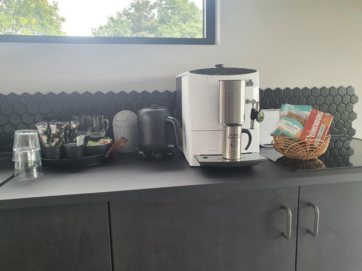 Bed and Breakfast Hippe Schuur Tytsjerk Exterior foto