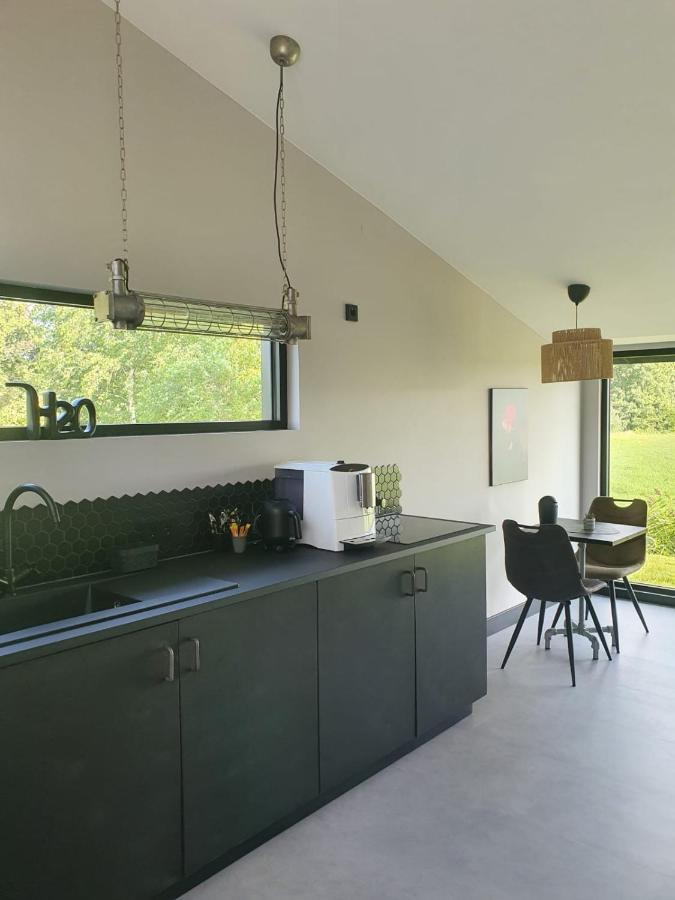 Bed and Breakfast Hippe Schuur Tytsjerk Exterior foto